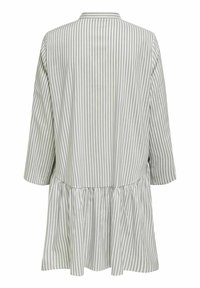 Pasiasta sukienka z kołnierzykiem i rękawami o długości trzech czwarte. Posiada marszczoną talię i rozkloszowany dół, wykonana z lekkiego materiału.