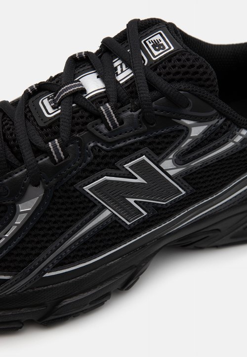 New Balance U740 UNISEX - Zapatillas - black — foto 6