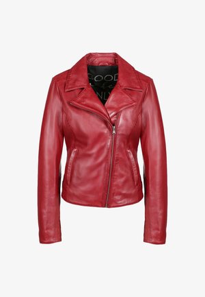 Veste en cuir rouge avec une fermeture éclair frontale asymétrique, un col à revers large et deux poches latérales, présentée sur un fond blanc.