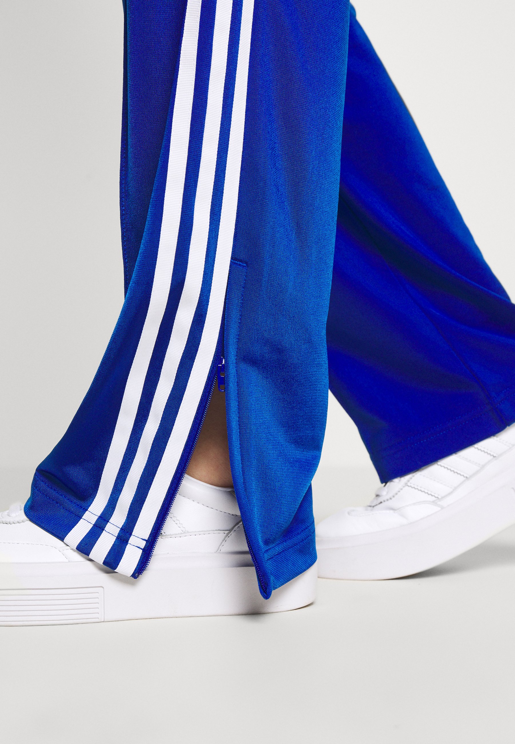 adidas Originals FIREBIRD - Trainingsbroek - team royal blue/koningsblauw -  Zalando.nl