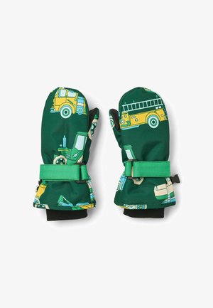 Zöld kesztyűk játékos járműmintákkal, vízálló külsővel, rugalmas mandzsettákkal és állítható pántokkal a biztonságos illeszkedés érdekében.