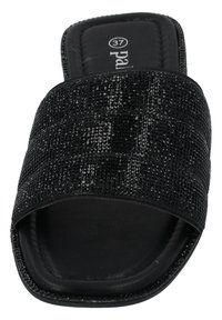 Infradito neri con tomaia texture arricchita da strass, soletta morbida e forma arrotondata e liscia. Taglia 37 indicata all'interno.