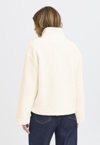 Fransa Fliisjakk - whisper white