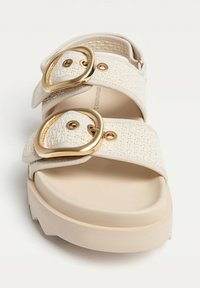 Thumbnail Image 5