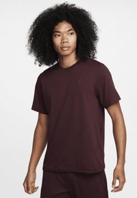 Unselected, burgundy crush burgundy crush