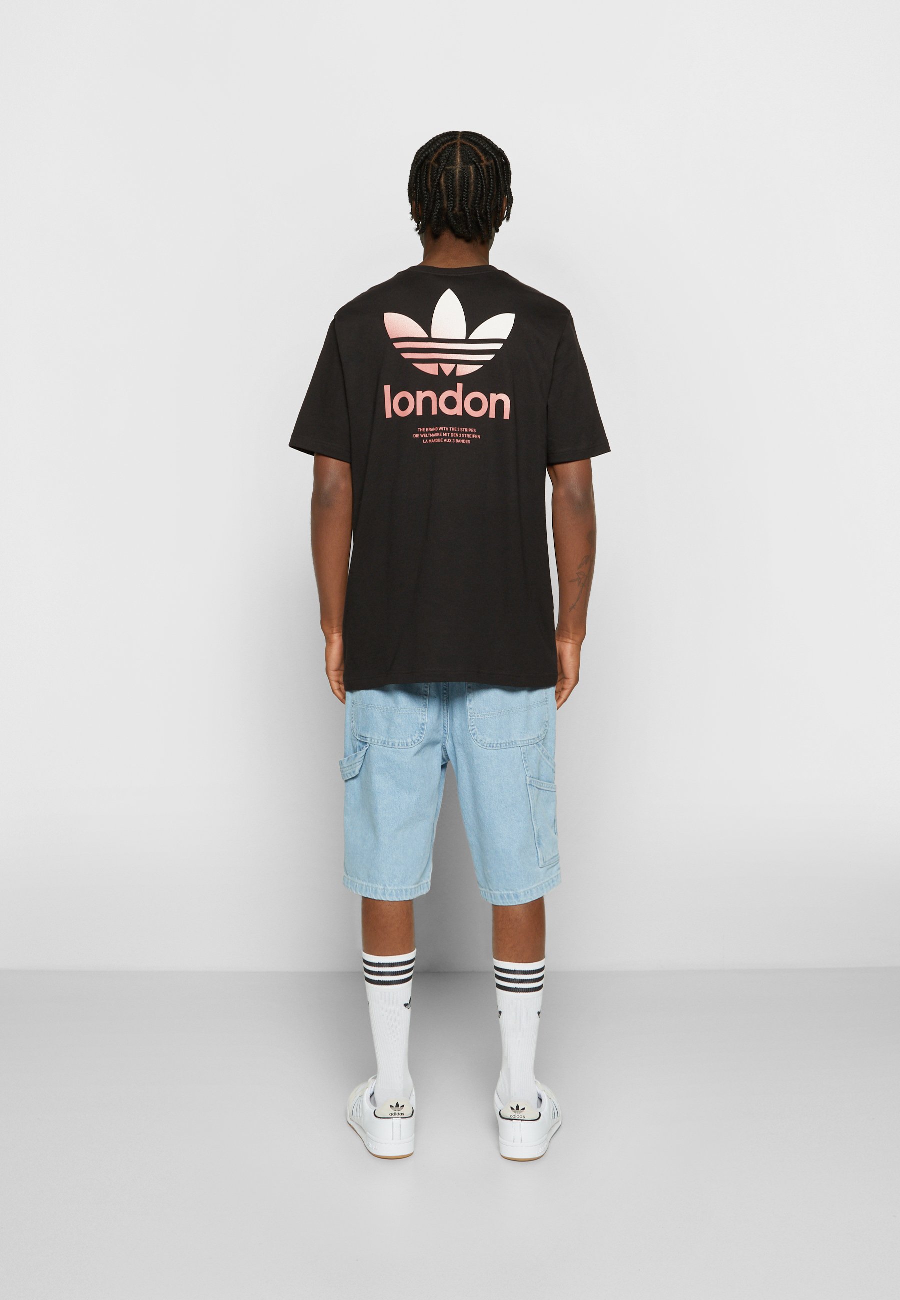 Adidas city london w t-shirt Clearance