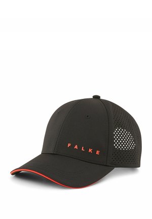 Cappellino da baseball nero con visiera curva, dotato di lati perforati per ventilazione e dettagli rossi, incluso il logo "FALKE" sul davanti.