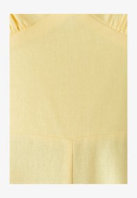 Selected, lemon