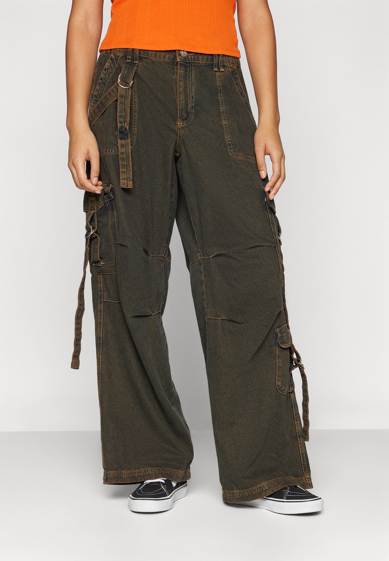 BDG Urban Outfitters STRAPPY CARGO Jeans relaxed fit rinse choc/brun Zalando.no