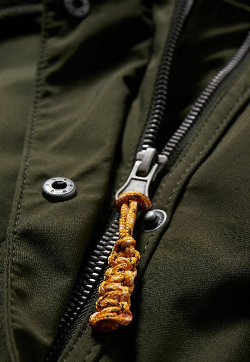 C&A Parka dark green/dunkelgrün (Pre-owned)