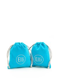Türkisfarbene Stoffbeutel mit Kordelzug, mit weißem Logo "Elli" und grauen Schnüren, die eine einfache, runde Form und eine weiche Textur aufweisen.