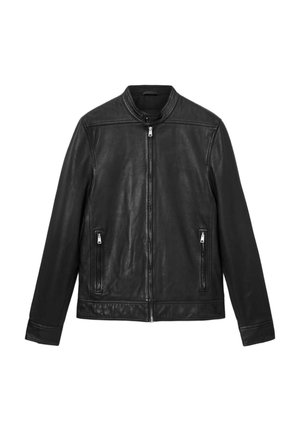 Giacca di pelle nera con colletto alto, chiusura anteriore con zip, due tasche laterali con zip e design minimalista. Texture liscia e silhouette elegante.