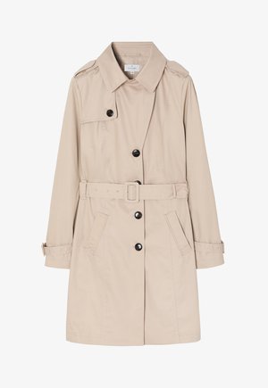 Béžový trenčkot vyrobený z lehkého materiálu, s dvouřadým zapínáním, černými knoflíky, odnímatelným pásem a bočními kapsami.