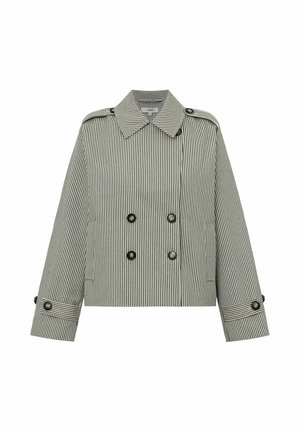 Melns un balts vertikāli svītrots cropped žakete ar dubultpogām, platu apkakli, uzplečiem un ar pogām aizpogātiem piedurkņu galiem.