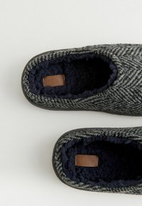 Next REGULAR FIT - HERRINGBONE - Čības - grey