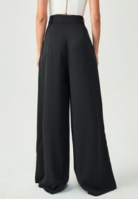 BWLDR BELINDA - Trousers - black