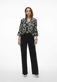 Vero Moda ZERA - Bluza - black