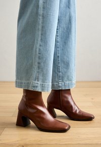 Não selecionado, cognac/sierra antik