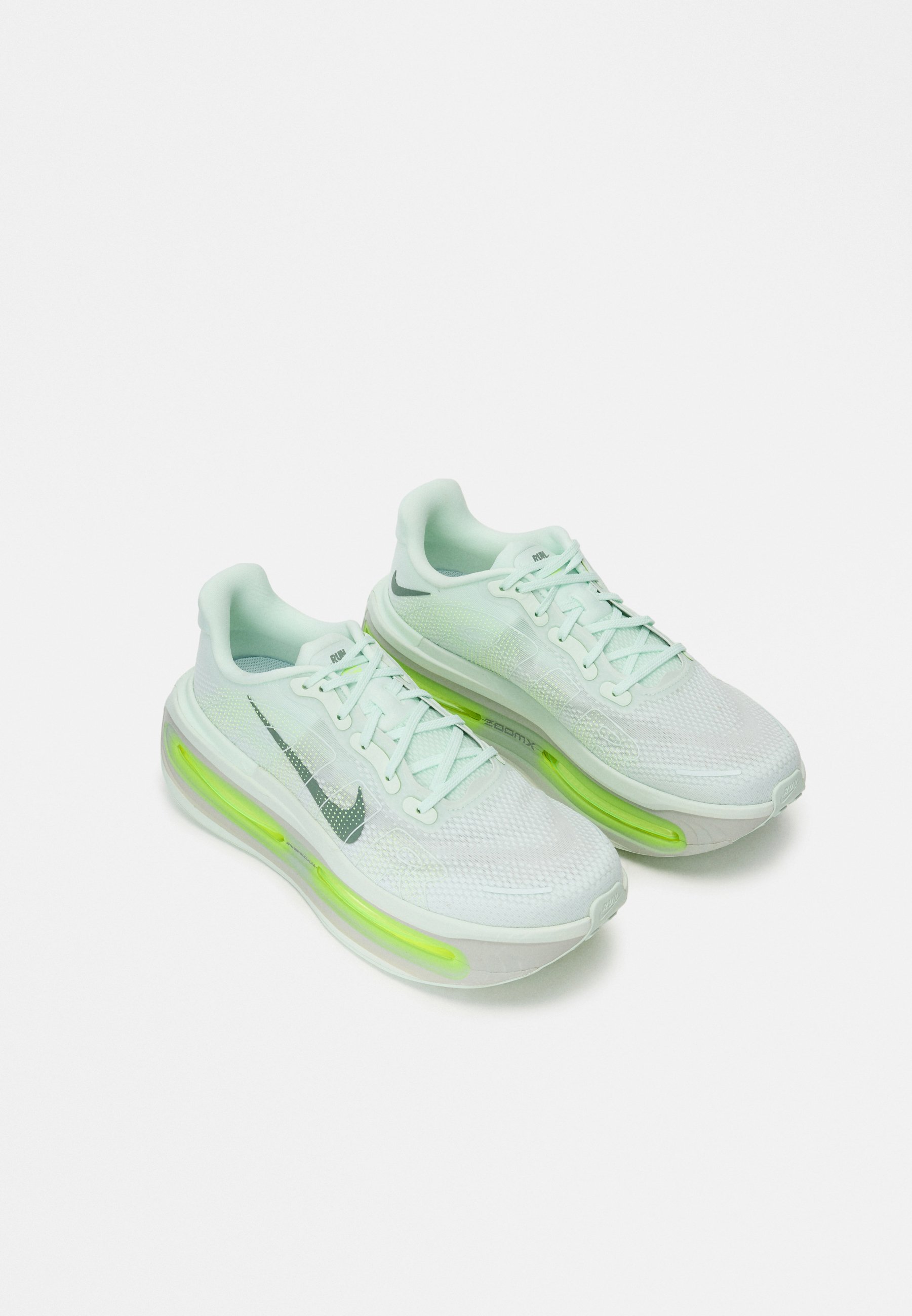 Nike Performance VOMERO PREMIUM - Road running shoes - barely 