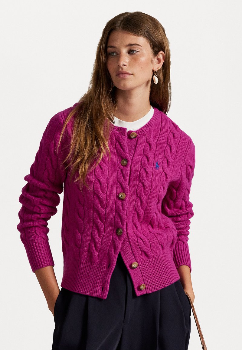 Polo Ralph Lauren - CABLE-KNIT WOOL-CASHMERE CARDIGAN - Strickjacke - carmine pink, Vergrößern