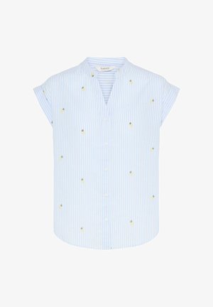 Blusa de manga corta a rayas azul claro y blanco con pequeños estampados amarillos de piñas y botones delanteros.
