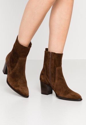 Cowboy/biker ankle boot - brown