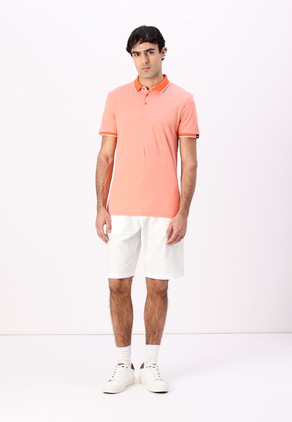 POLO WITH TIPPING - Polo shirt - deep fiery orange3
