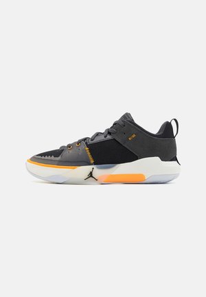 JORDAN ONE TAKE 5 - Basketbola apavi - black/taxi/anthracite/sail