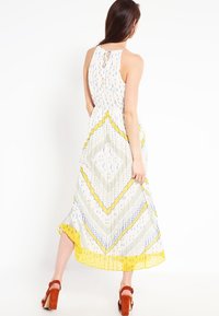 Wallis Denní šaty - off-white