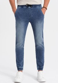 Ombre - JOGGER - Slim fit jeans - light blue Miniatuurafbeelding 1