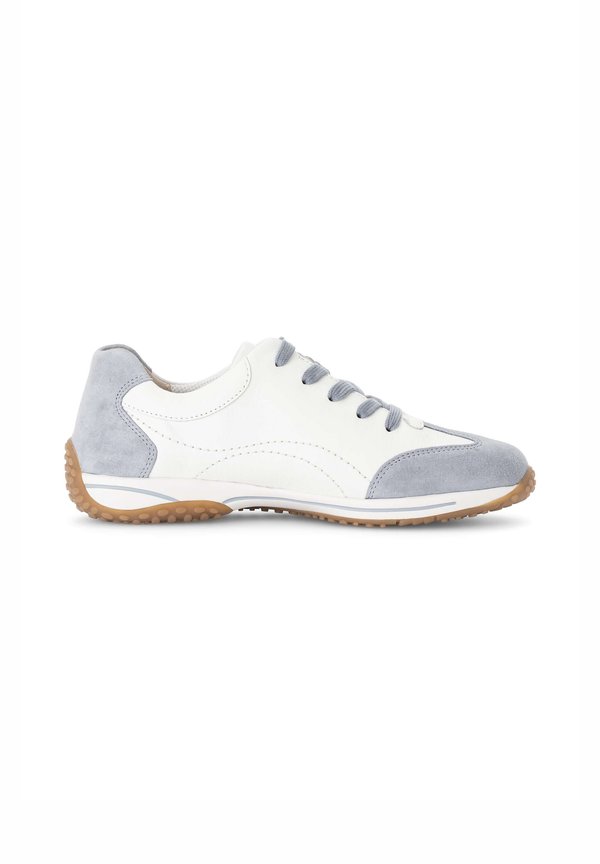 SNEAKER LOW - Sneaker low - weiss lagune