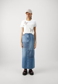 ONLY ONLFLY - Tricou cu imprimeu - cloud dancer