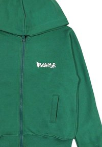 Felpa verde con zip realizzata in un misto cotone, dotata di cappuccio, tasca frontale e testo "Disclaimer" in bianco sul lato sinistro del petto.