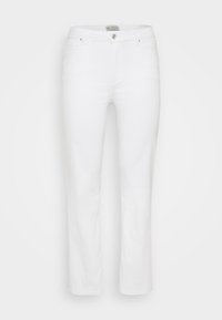 Jeans blancos con corte recto, fabricados en denim. Presentan un cierre frontal con botón y cinco bolsillos; textura suave sin patrones visibles.