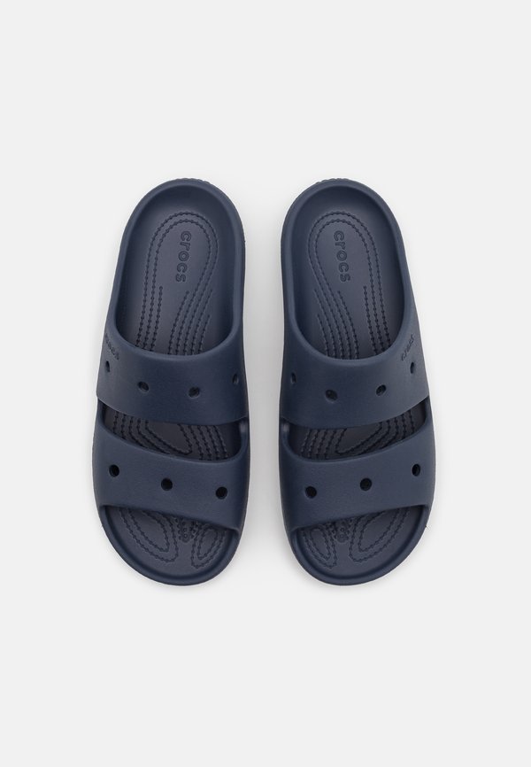 CLASSIC V2 UNISEX - Pool slides3