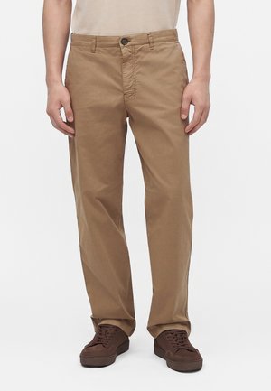 PS Paul Smith, MENS TAPERED FIT - Панталони тип чино - camel