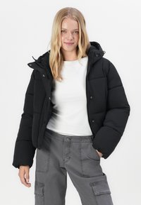 JDY JDYWONDER HOOD PUFFER - Žieminė striukė - black