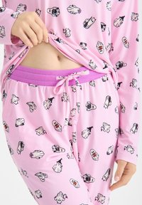 Chelsea Peers SET - Yöasusetti - pink