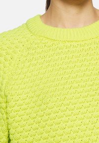 Selected Femme Strickpullover - yellow