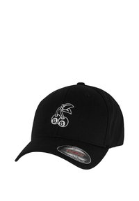 Čierna baseballová čiapka s zakriveným brímom, zdobená bielou výšivkou čerešne a textom "88". Vyrobená z látky s hladkou textúrou.