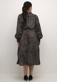 Kaffe Curve JOLA - Abito a camicia - major brown black leopard