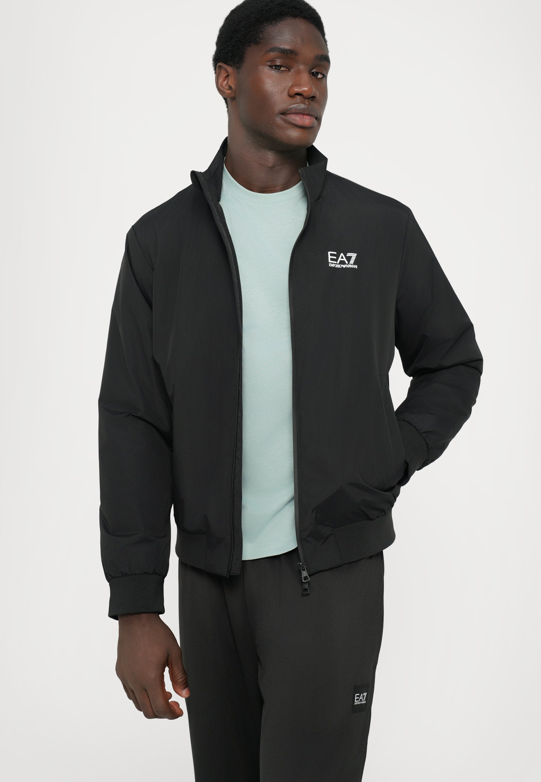 EA7 Emporio Armani TRAIN CORE JACKET - Winter jacket - black