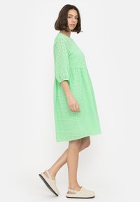 Soft Rebels SRBRINLEY - Haljina-majica -  spring bouquet