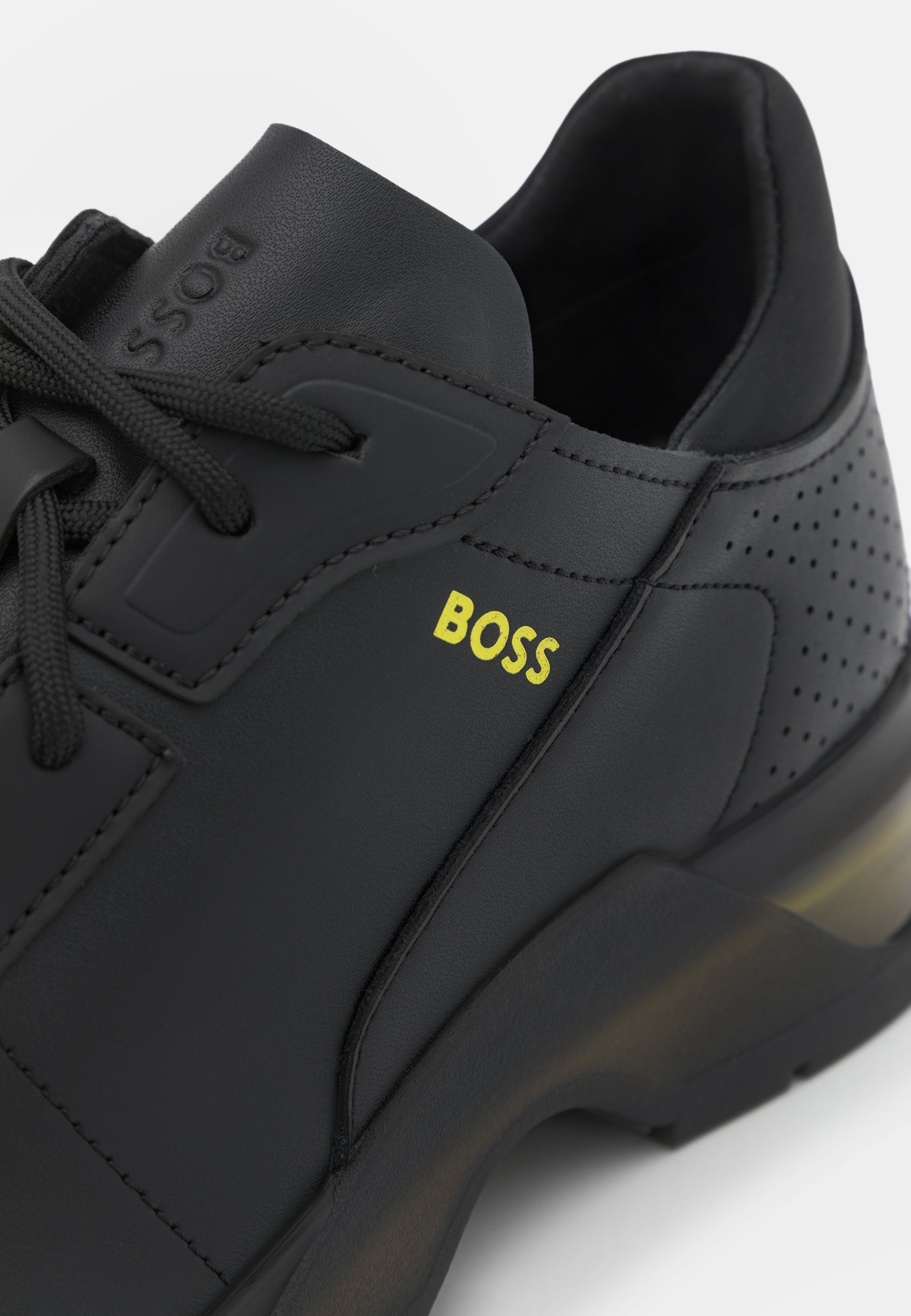 black boss trainers