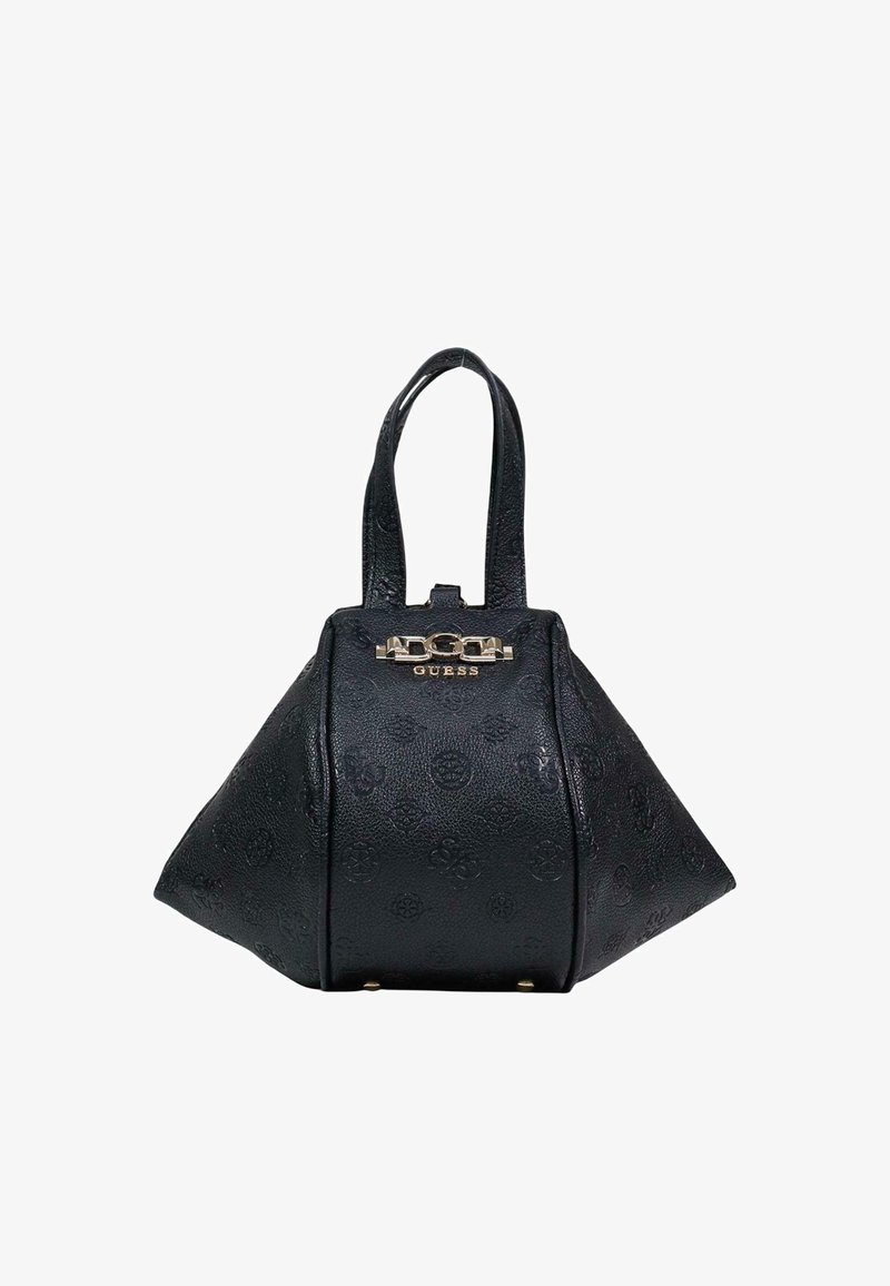Sac à main Guess en cuir noir texturé avec une forme trapézoïdale unique, double poignées et un logo en métal doré sur le devant.