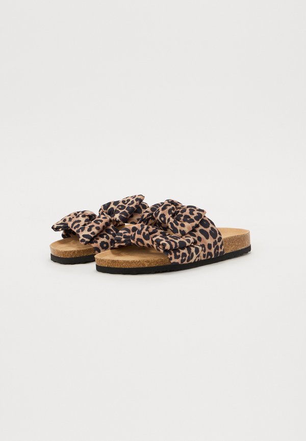 Slippers - leopard3