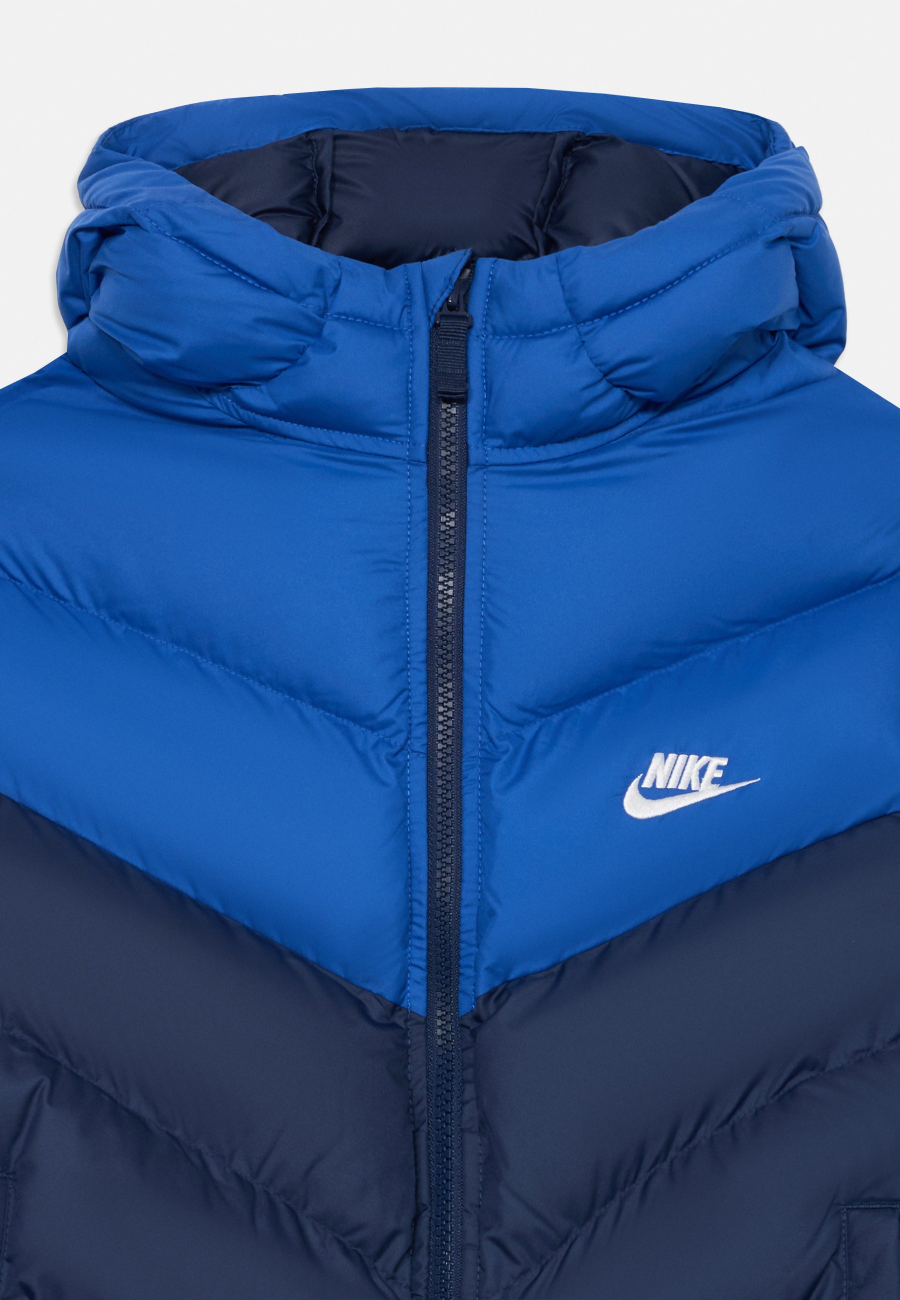 nike mens winter vest
