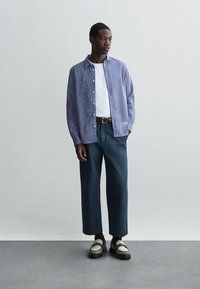 Maison Kitsuné HANDWRITING STRIPED CLASSIC - Marškiniai - navy