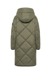 Olijfgroen gewatteerde lange jas met een capuchon, voorzien van een ruitpatroon en zijzakken. Zachte stof met een gladde textuur.