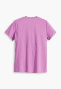 Kortärmad t-shirt i ljuslila bomull med rund halsringning, med en mjuk yta och en slät baksida utan tryck eller dekorationer.